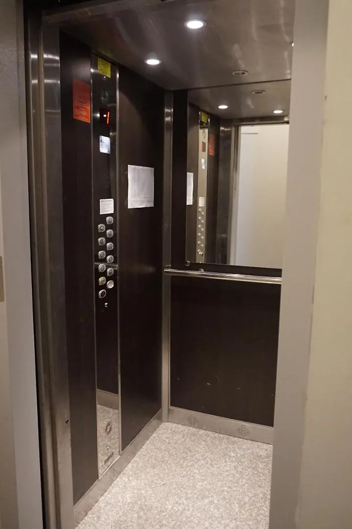 Bright, Comfortable And Cozy Apartment 부르가스